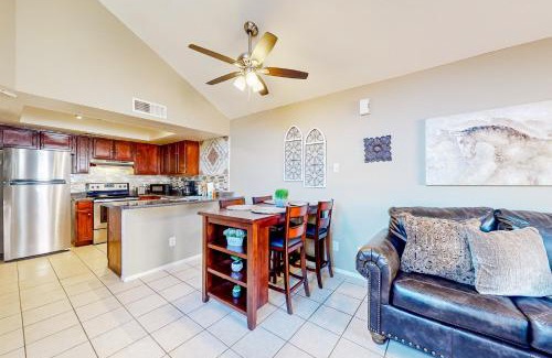 Maryvale Apartment | Village at West Meadow 2441
