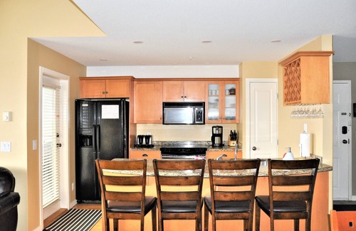 Big White Ski Resort Ski Chalet | Village Centre Executive Townhome with Private Hot Tub