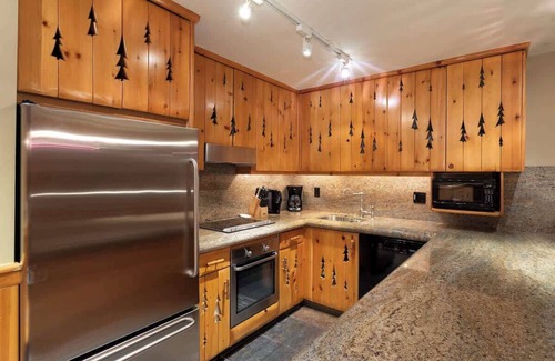 Whistler Village Condo | Village Condo, Private Sauna, Air Con & Hot Tub