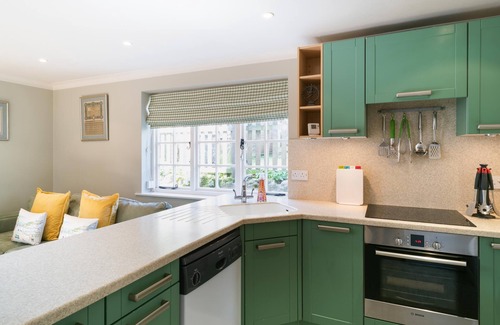 Branscombe House | Village Cottage, 10 minutes from the beach