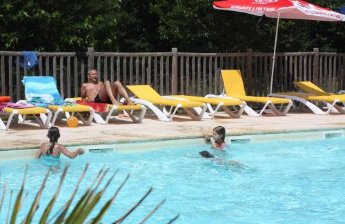 Sainte-Eulalie-d'Olt Resort | Village de Gite - La Cascade