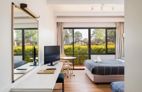 South Launceston Apartment | Village Family Motor Inn