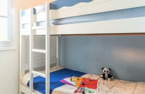Bourgenay Apartment | Village Pierre & Vacances Port-Bourgenay - Apartment for 6 people - 1 bedroom + 1 sleeping area - Terrace or balcony - Village du Golf district