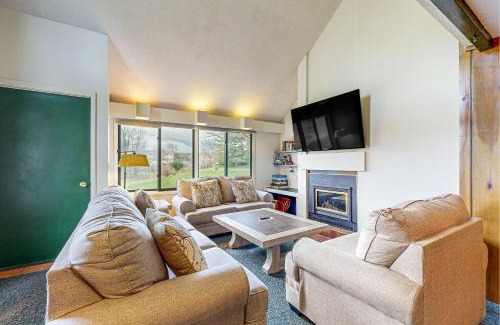 Stowe Area Apartment | Village Green Unit 1A