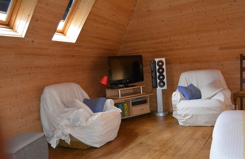 Estaing House | Village heart studio
