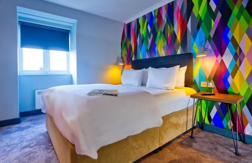 Hyde Hotel | Village Hotel Manchester Hyde