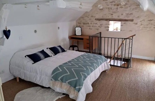 Ternant House | Village house