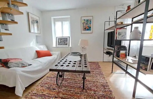 Ternant House | Village house