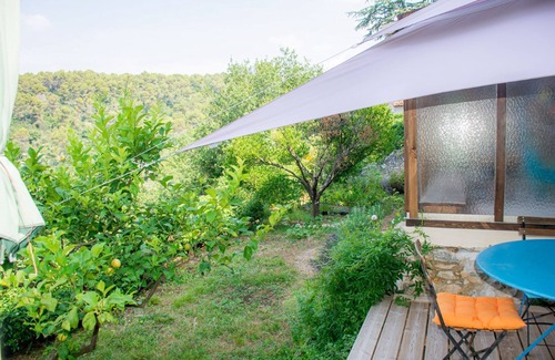 La Gaude House | Village house surrounded by greenery