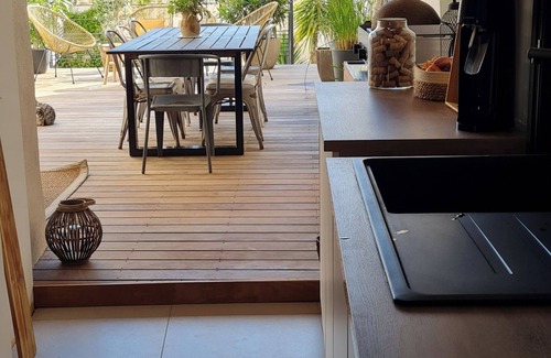 Montpeyroux House | Village house with private pool, terrace and old-world charm