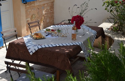 Regusse House | Village house with garden near the Gorges du Verdon
