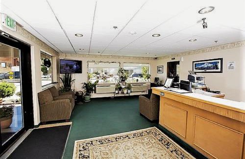 Marysville Hotel | Village Inn & Suites Marysville