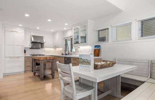 Capitola House | Village Mermaid Beach House