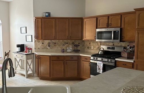 Mallory Square House | Village of Mallory, Close to Sumter Landing Sq. 3BD, 2Bath with Gas Golf Cart.
