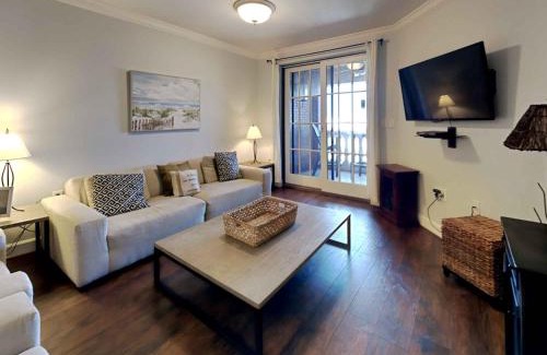 Seacrest Beach Apartment | Village Of South Walton #403E