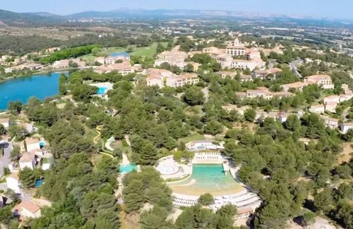 Pont Royal Apartment | Village Pont Royal in Provence - maeva Home - Studio Selection (4 people)