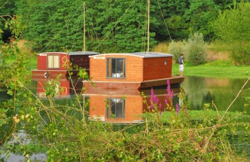 Chassenard Boat Rental | Village Toue du Domaine des Demoiselles