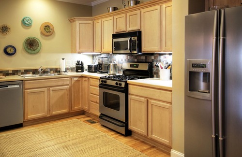 Stowe Village Historic District House | Village Townhouse- walk to restaurants and recreation