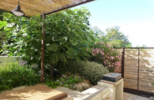 Le Somail House | Villagehouse, AC, pool, unoverlooked patio, stores restaurants walking distance
