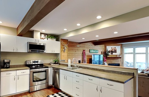 McHenry House | Villages of Wisp 66 Bright Passage | Amazing View!