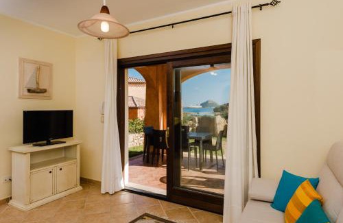 Baia Caddinas Apartment | Villaggio Perlacea - Your House in Sardinia