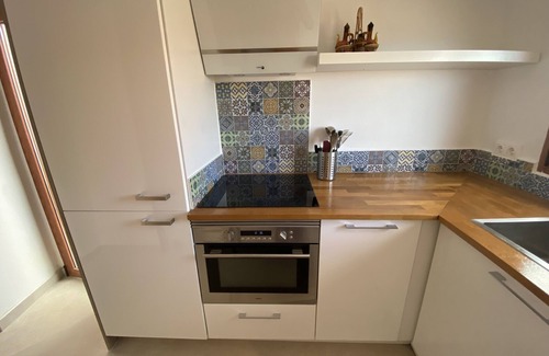 Old Town Apartment | Villajoyosa- Sunny Apt in Historic Ctr - with Beautiful Sea View