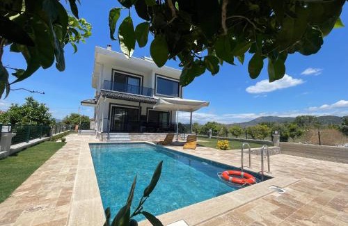 Dalaman Villa | Villalakehouse