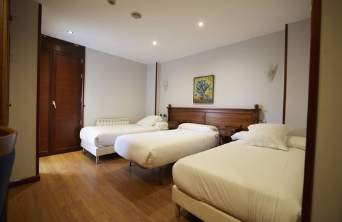 Aviles Hotel | Villalegre