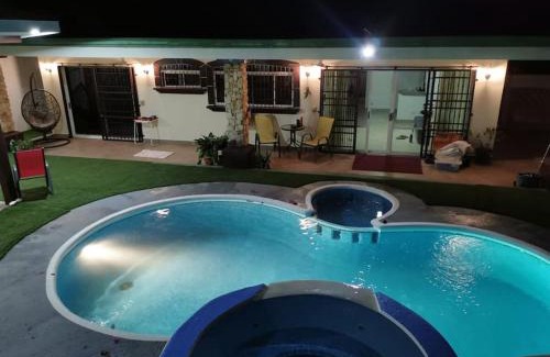 Coco Villa | VillaLore piscina exclusiva BBQ AC max 11 personas 5min playas