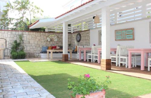 Alacati Bed & Breakfast | Villamer Alaçatı