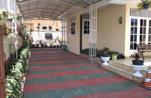 Cipanas Villa | Villana Villa Puncak