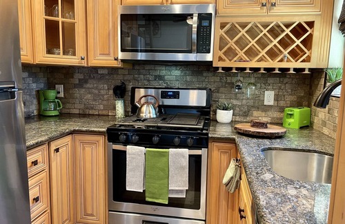 Los Gatos Cottage | VillaNola! Your Santa Cruz Mnts Abode Under Redwoods, No Crowds & All Adventure!