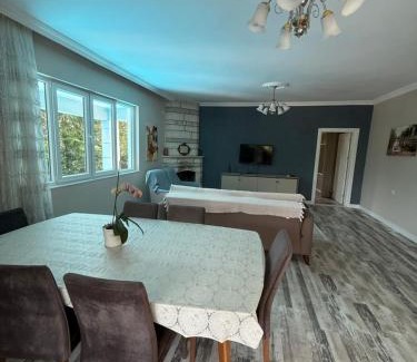Lara Villa | Villaras Garden Antalya özel havuzlu full eşyalı villa
