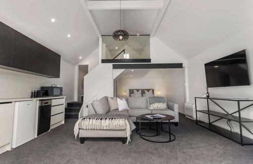 Mangawhai Villa | Villas 3–5: Family Retreat – 3 Villas Near the Beach, Sleeps 10+