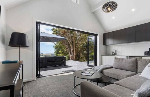 Mangawhai Villa | Villas 3–5: Family Retreat – 3 Villas Near the Beach, Sleeps 10+