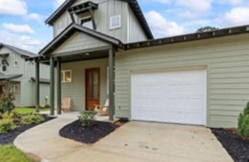 Jacksons' Gap Villa | Villas at Bay Ridge Unit 3