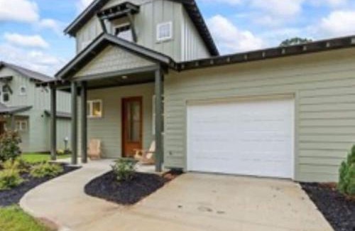 Jacksons' Gap Villa | Villas at Bay Ridge Unit 4