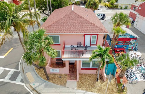 Madeira Beach Condo | Villas at John's Pass 01 just 1 Block to the Village and the Beach