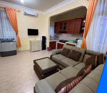 Cipanas Villa | Villas Dalia Puncak Na5/10
