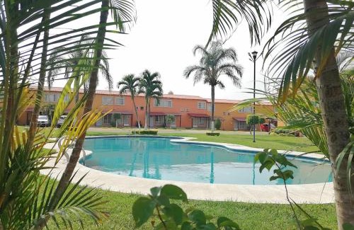 Tezoyuca Apartment | VILLAS del SEMINARIO CERCA DE ALBERCA OLIMPICA Y TEC DE MONTERREY CUERNAVACA