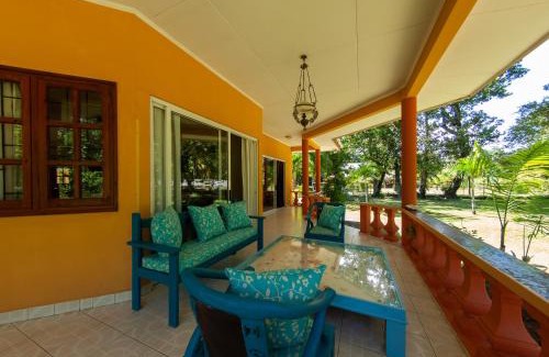 Grand'Anse Praslin House | Villas des Alizes beachfront suites and garden villas