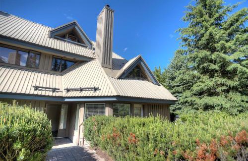 Blackcomb House | Villas Foxglove