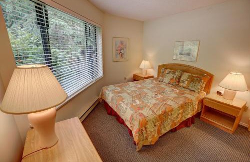 Blackcomb House | Villas Foxglove