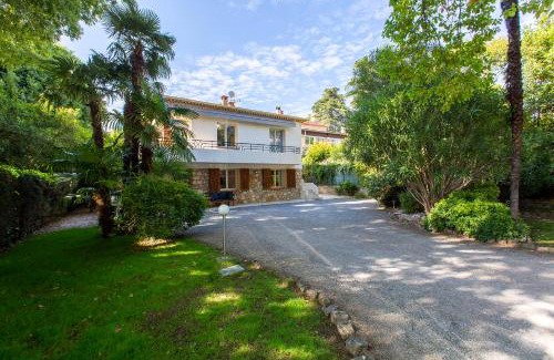 California - Pezou Villa | Villas in France