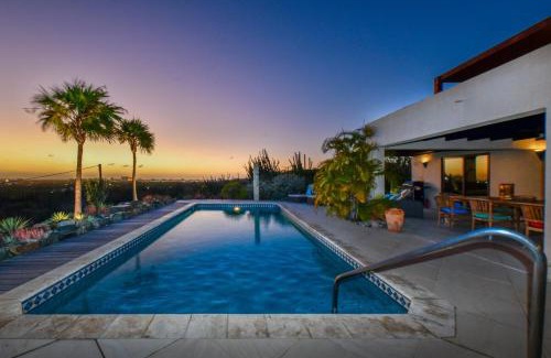 Alto Vista Villa | Villas in Noord, Aruba