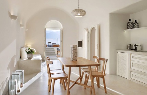 Firostefani Villa | Villas Ioli Anastasia with Stunning Caldera Views
