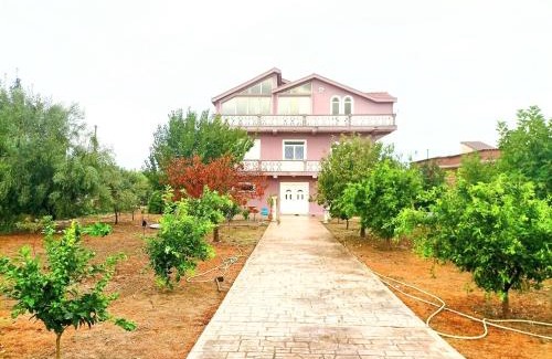 Xhafzotaj Villa | Villas Maria for rent feeling Home