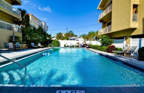 Clearwater Beach Apartment | Villas of Clearwater Beach 8A
