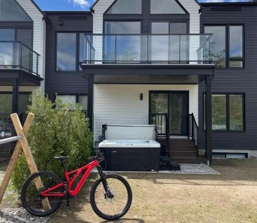 Beaupre Ski Chalet | Villas Perspective-Alphonse-Mont-Ste-Anne