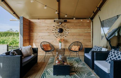 Clive Other | Villas & Vines Glamping